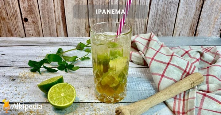 Ipanema with lime and muddler