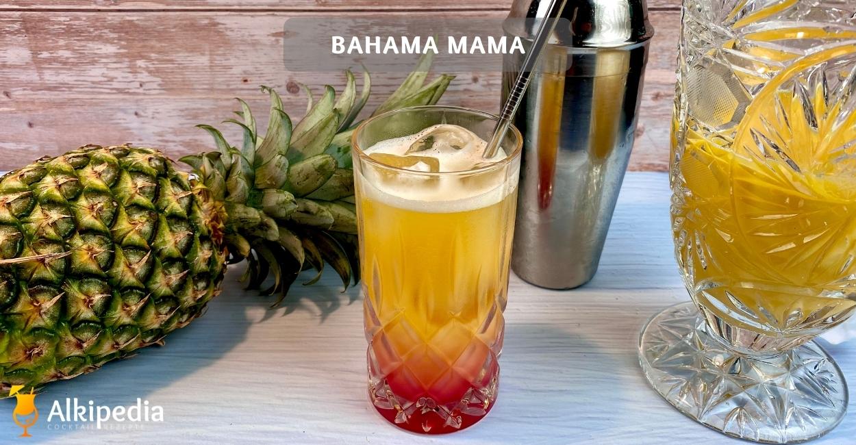 Bahama mama with metal straw