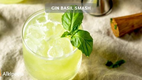 Gin Basil Smash — A young cocktail from Germany