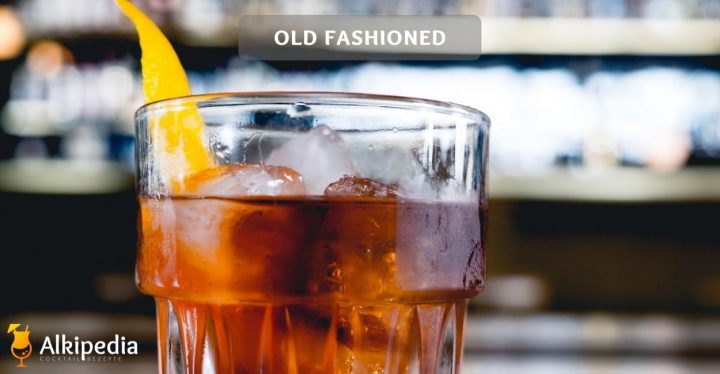 Old fashioned cocktail with ice